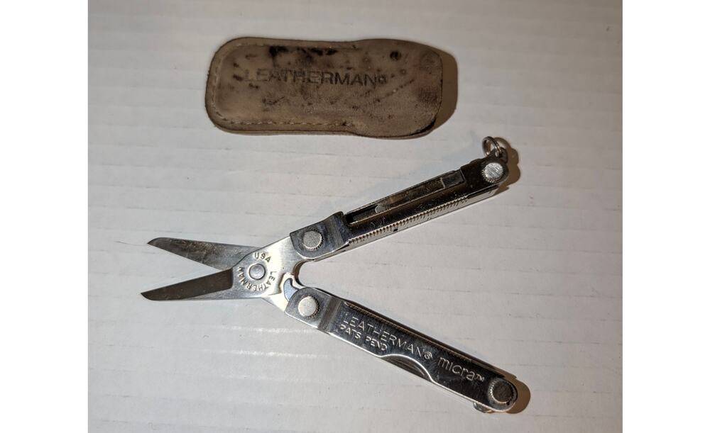 Vintage Leatherman Micra Multi-Tool Knive Scissors Stainless Steel Original Case